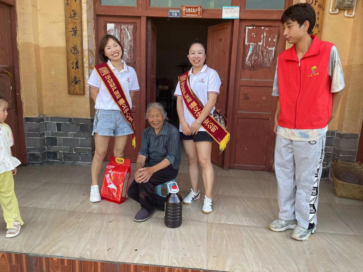 华安财险乡村振兴图片2.jpg