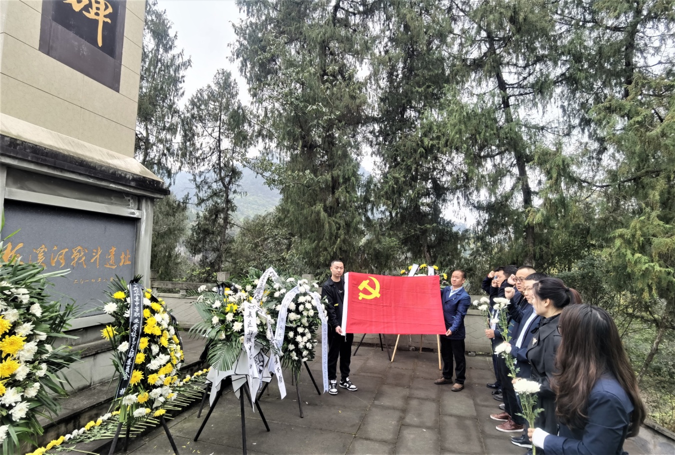 人保财险清明图片7.jpg
